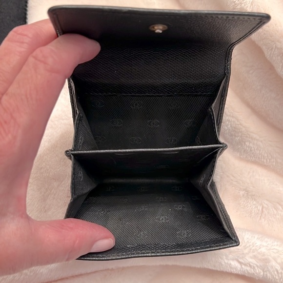 Authentic Chanel Wallet Double Sided. - Picture 3 of 8